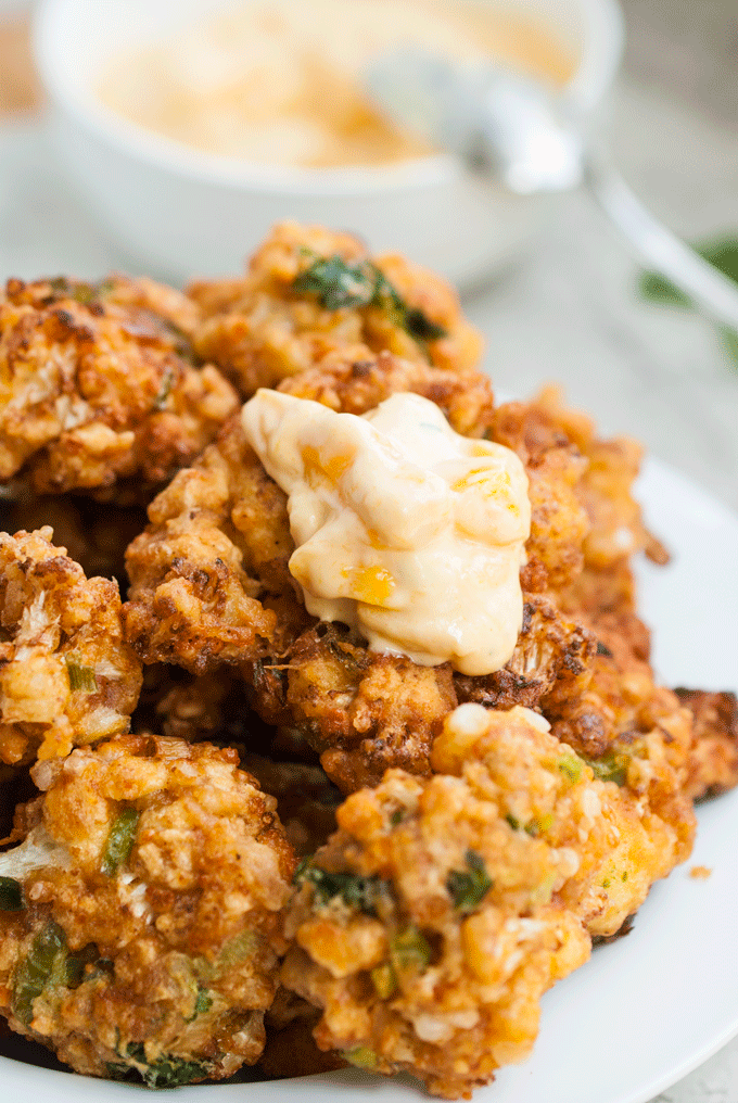 MEXICAN CAULIFLOWER FRITTERS WITH MANGO SOUR CREAM - Taste of Yummy